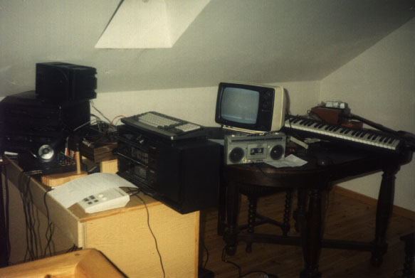 MSX2 en Sigma Studios 69 (I)
¬
MSX2 in Sigma Studios 69 (I) MSX2 en Sigma Studios 69 (I)
¬
MSX2 in Sigma Studios 69 (I)